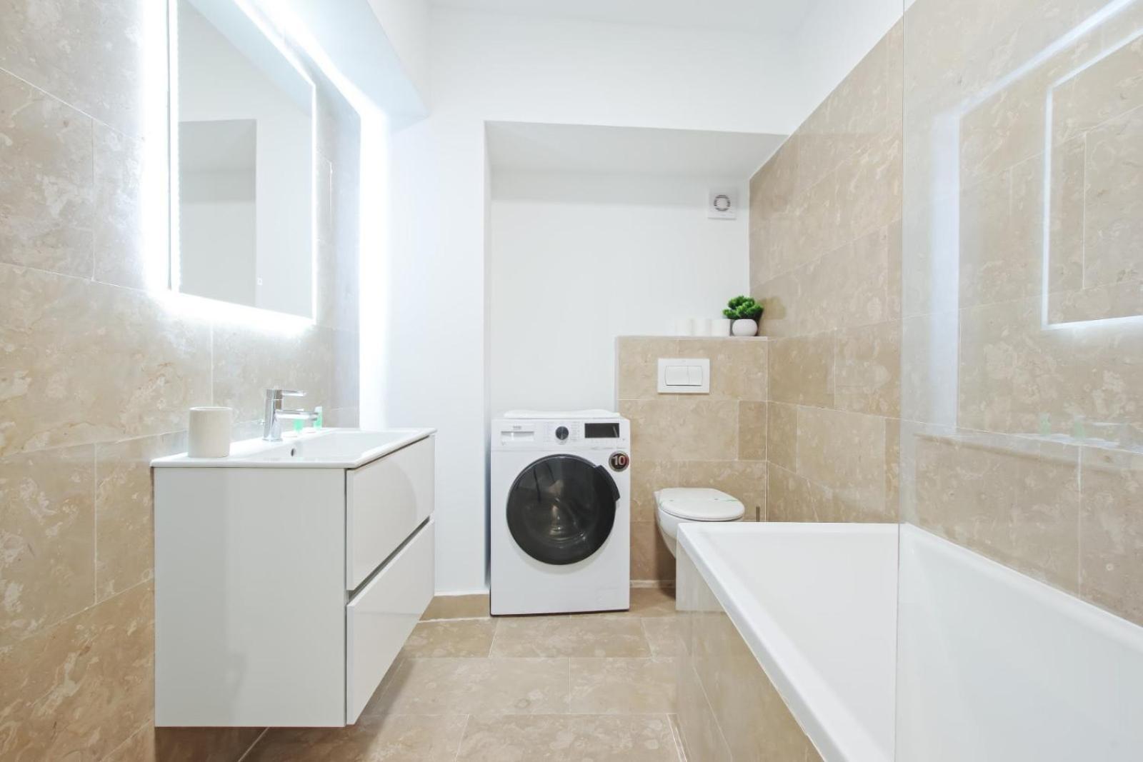 Himson-Blue Apartament Iasi Luaran gambar