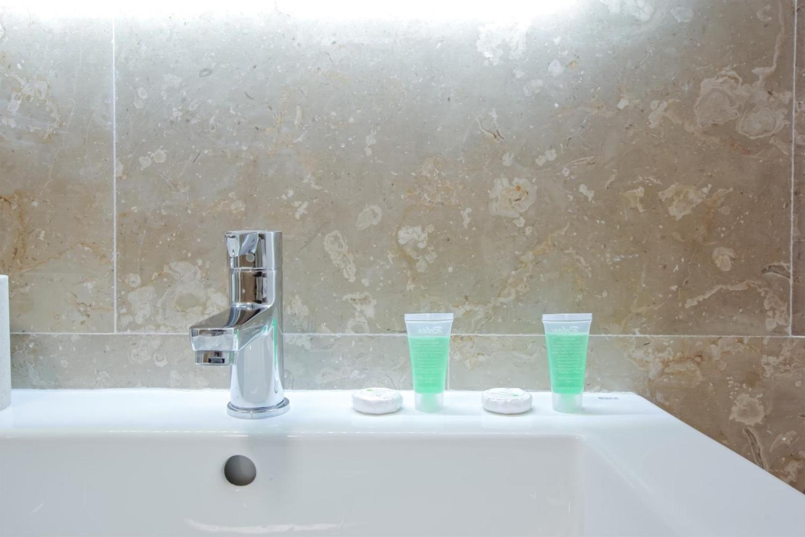 Himson-Blue Apartament Iasi Luaran gambar